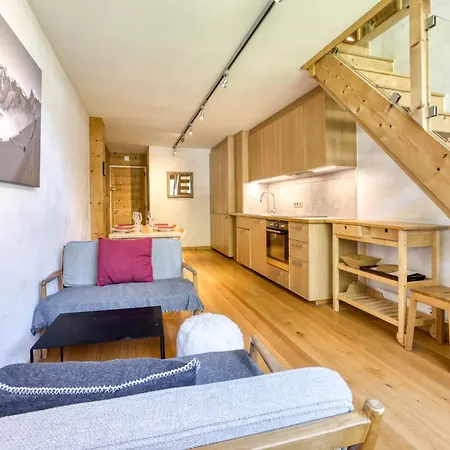 아파트 Brevent Loft Cozy 3-bedroom Duplex 250m To Planpraz Cable Car *