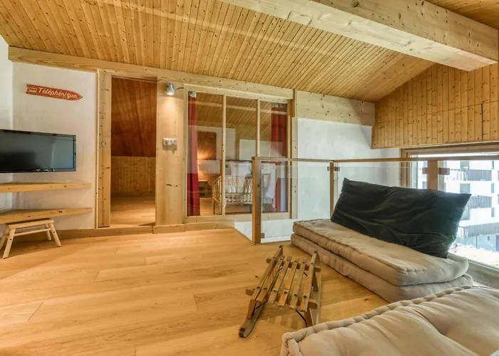 Brevent Loft Cozy 3-bedroom Duplex 250m To Planpraz Cable Car *